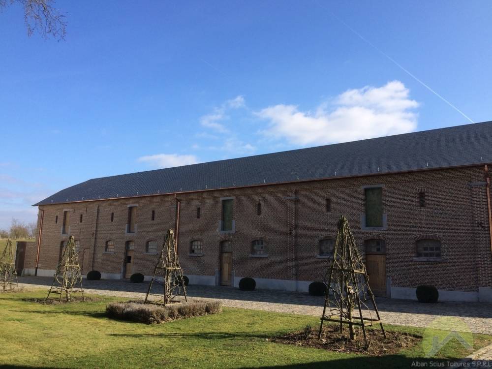 toiture en ardoises naturelles