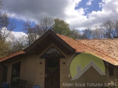 toiture en bois