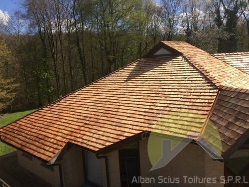 toiture en bois
